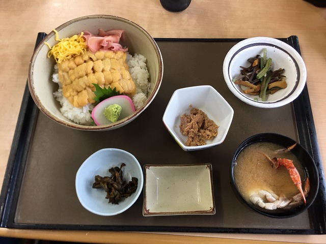 那珂湊　おさかな市場　人気　ランチ　ウニ丼